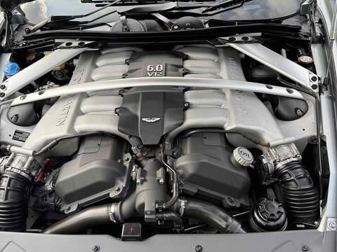 Aston Martin DB9 DB9 5.9 2dr - U10002847