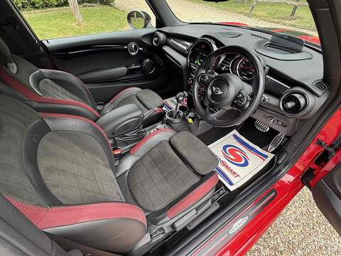 MINI Hatch Hatch 2.0 John Cooper Works Auto Euro 6 (s/s) 3dr - U10002851