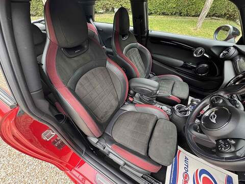 MINI Hatch Hatch 2.0 John Cooper Works Auto Euro 6 (s/s) 3dr - U10002851