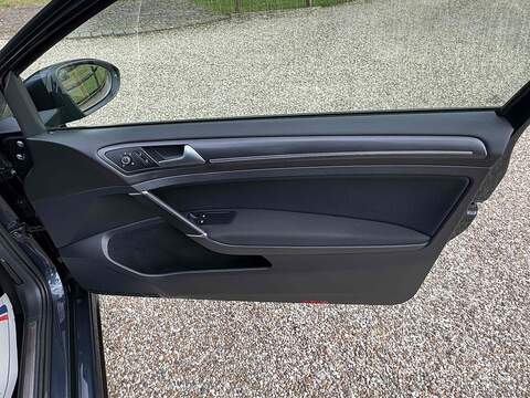 Volkswagen Golf 2.0 TSI BlueMotion Tech GTI DSG Euro 6 (s/s) 3dr - U10002858