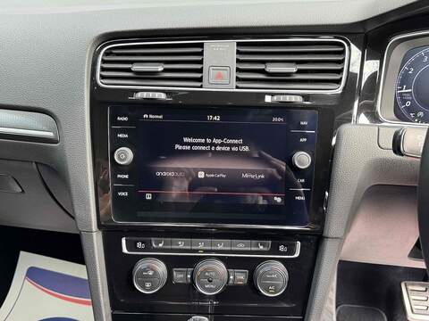 Volkswagen Golf 2.0 TSI BlueMotion Tech GTI DSG Euro 6 (s/s) 3dr - U10002858