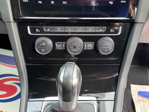 Volkswagen Golf 2.0 TSI BlueMotion Tech GTI DSG Euro 6 (s/s) 3dr - U10002858