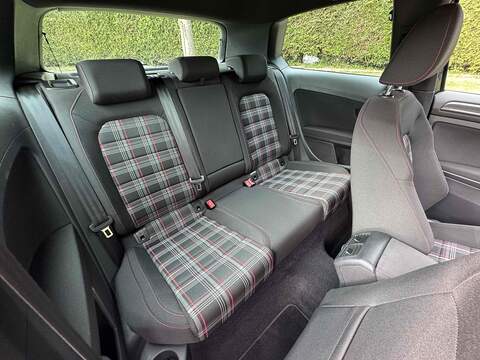 Volkswagen Golf 2.0 TSI BlueMotion Tech GTI DSG Euro 6 (s/s) 3dr - U10002858