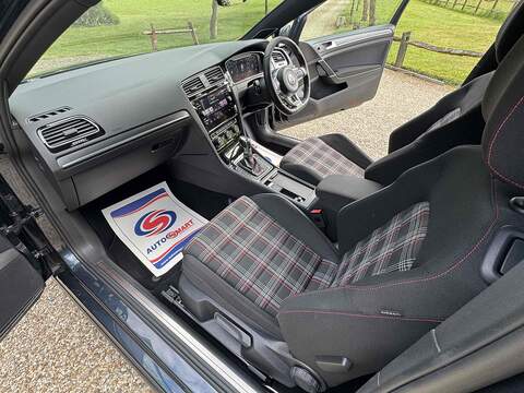 Volkswagen Golf 2.0 TSI BlueMotion Tech GTI DSG Euro 6 (s/s) 3dr - U10002858