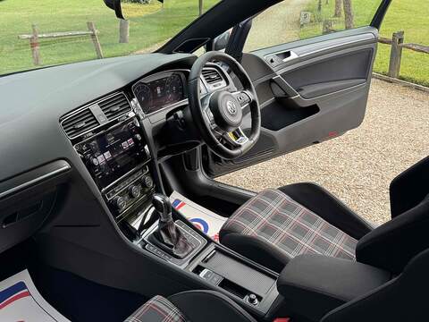 Volkswagen Golf 2.0 TSI BlueMotion Tech GTI DSG Euro 6 (s/s) 3dr - U10002858