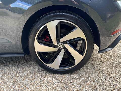 Volkswagen Golf 2.0 TSI BlueMotion Tech GTI DSG Euro 6 (s/s) 3dr - U10002858