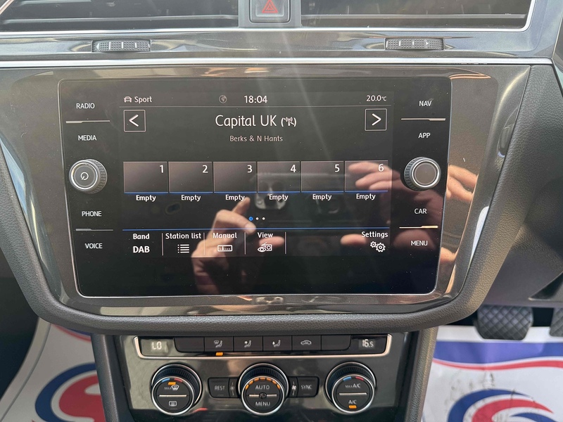 Volkswagen Tiguan Tiguan 2.0 TDI SE Navigation DSG 4Motion Euro 6 (s/s) 5dr - U10002859