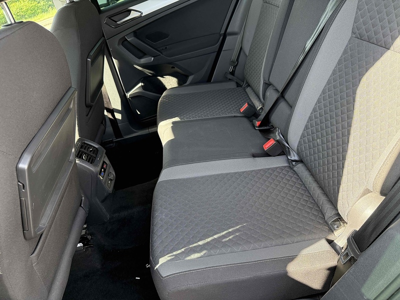 Volkswagen Tiguan Tiguan 2.0 TDI SE Navigation DSG 4Motion Euro 6 (s/s) 5dr - U10002859