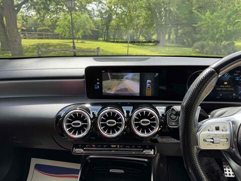 Mercedes-Benz A Class 2.0 A35 AMG (Premium Plus) SpdS DCT 4MATIC Euro 6 (s/s) 4dr - U10002875