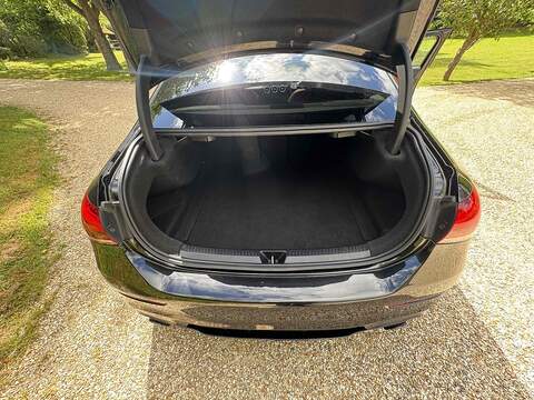 Mercedes-Benz A Class 2.0 A35 AMG (Premium Plus) SpdS DCT 4MATIC Euro 6 (s/s) 4dr - U10002875