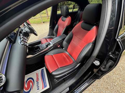 Mercedes-Benz A Class 2.0 A35 AMG (Premium Plus) SpdS DCT 4MATIC Euro 6 (s/s) 4dr - U10002875