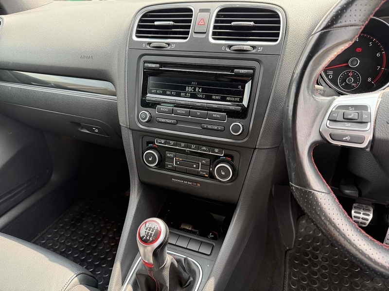 Volkswagen Golf GTI - U10002876