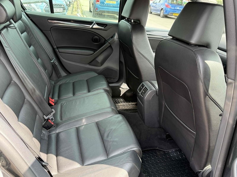 Volkswagen Golf GTI - U10002876