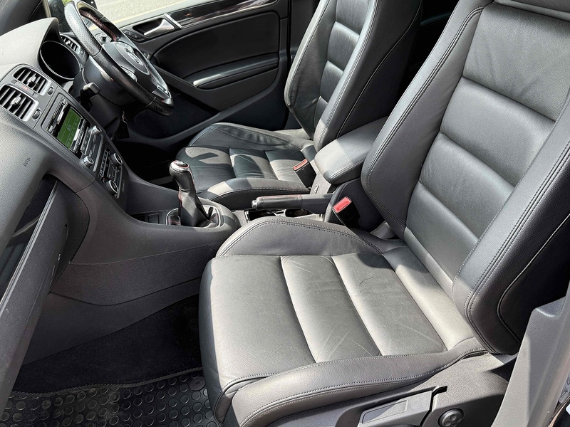 Volkswagen Golf GTI - U10002876