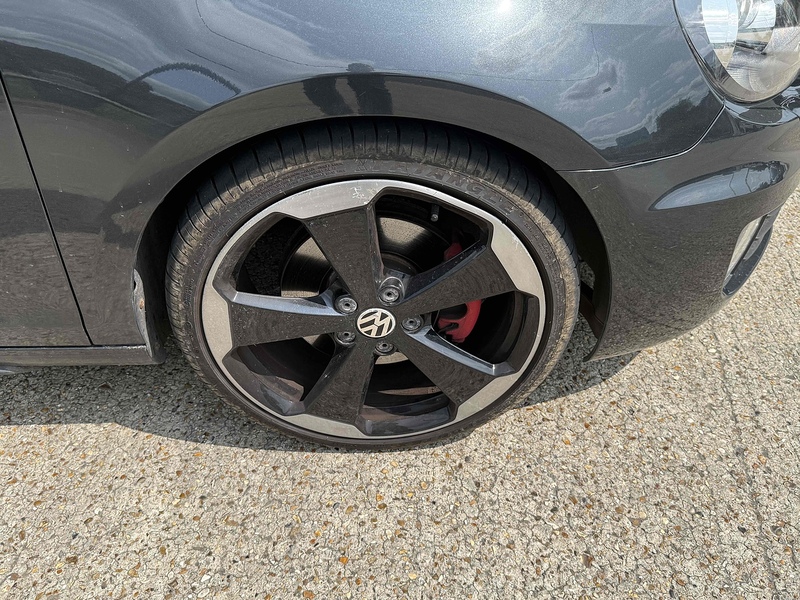 Volkswagen Golf GTI - U10002876