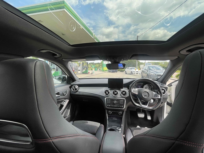 Mercedes-Benz GLA GLA 2.0 GLA250 AMG Line 7G-DCT 4MATIC Euro 6 (s/s) 5dr - U10002880