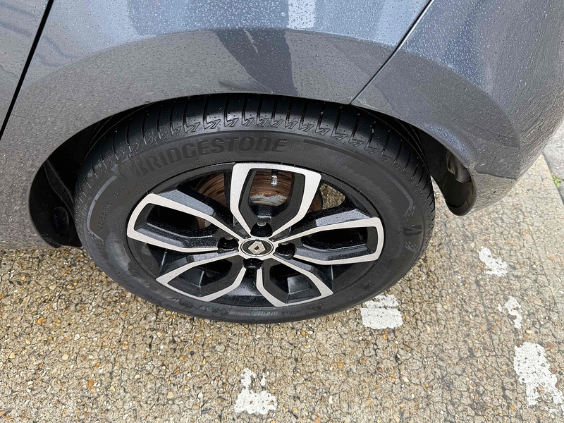 Renault Clio Clio 0.9 TCe Play Euro 6 (s/s) 5dr - U10002889