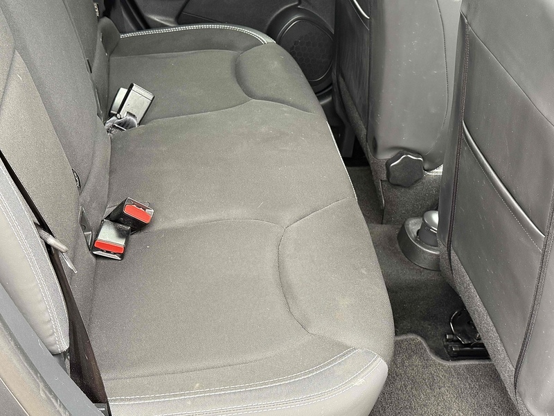 Renault Clio Clio 0.9 TCe Play Euro 6 (s/s) 5dr - U10002889