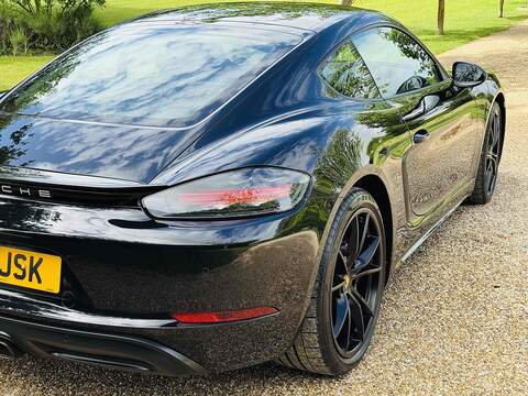 Porsche 718 Cayman 2.0T PDK Euro 6 (s/s) 2dr - U10002892