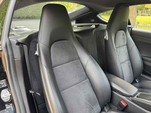 Porsche 718 Cayman 2.0T PDK Euro 6 (s/s) 2dr - U10002892