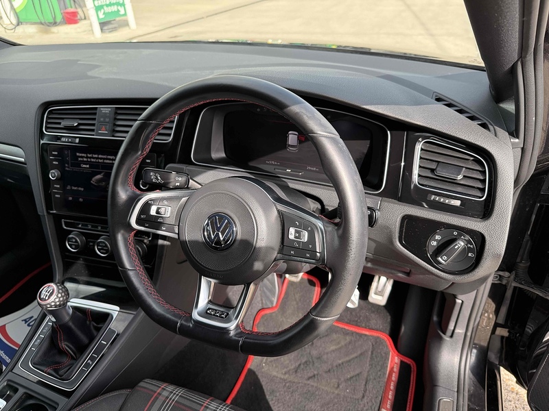 Volkswagen Golf 2.0 TSI GTI Euro 6 (s/s) 5dr - U10002894