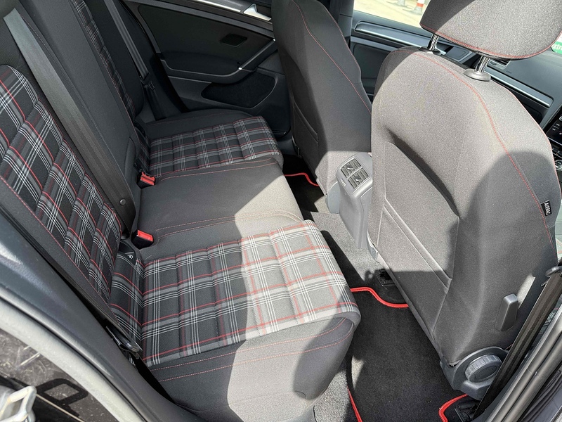 Volkswagen Golf 2.0 TSI GTI Euro 6 (s/s) 5dr - U10002894