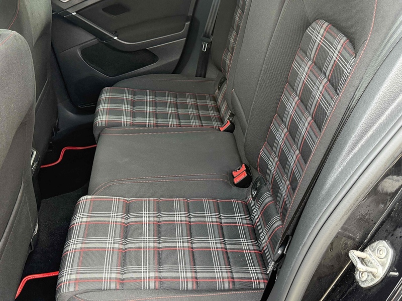 Volkswagen Golf 2.0 TSI GTI Euro 6 (s/s) 5dr - U10002894