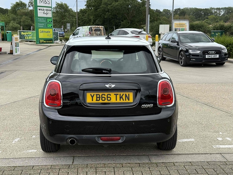 MINI Hatch 1.5 Cooper Auto Euro 6 (s/s) 5dr - U10002898