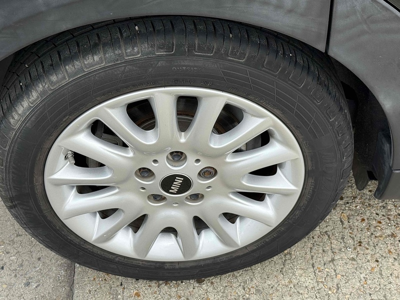 MINI Hatch 1.5 Cooper Auto Euro 6 (s/s) 5dr - U10002898