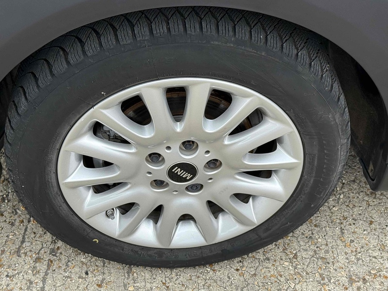 MINI Hatch 1.5 Cooper Auto Euro 6 (s/s) 5dr - U10002898