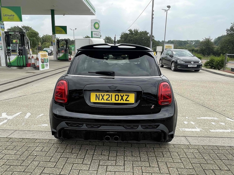 MINI Hatch 2.0 Cooper S Sport Steptronic Euro 6 (s/s) 3dr - U10002907