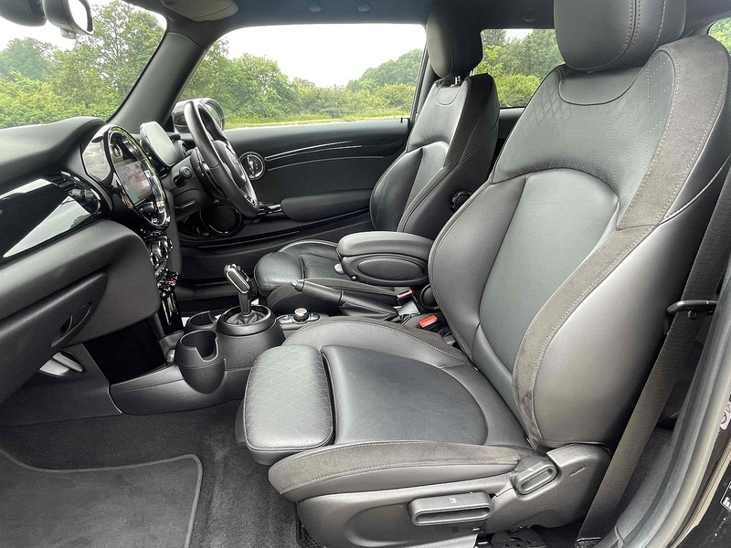 MINI Hatch 2.0 Cooper S Sport Steptronic Euro 6 (s/s) 3dr - U10002907