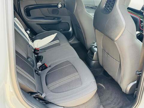 MINI Countryman Countryman 1.5 10kWh Cooper SE Sport Auto ALL4 Euro 6 (s/s) 5dr - U10002918