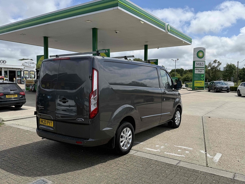 Ford Transit Custom Transit Custom 2.0 300 EcoBlue Limited L1 H1 Euro 6 (s/s) 5dr - U10002921