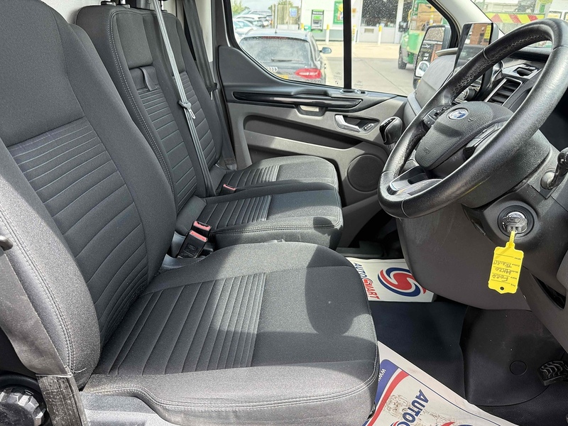 Ford Transit Custom Transit Custom 2.0 300 EcoBlue Limited L1 H1 Euro 6 (s/s) 5dr - U10002921