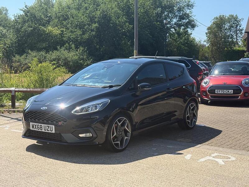 Ford Fiesta Fiesta 1.5T EcoBoost ST-3 Euro 6 3dr - U10002931