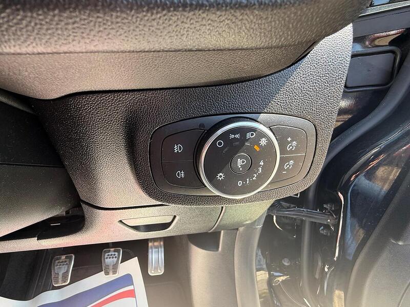 Ford Fiesta Fiesta 1.5T EcoBoost ST-3 Euro 6 3dr - U10002931