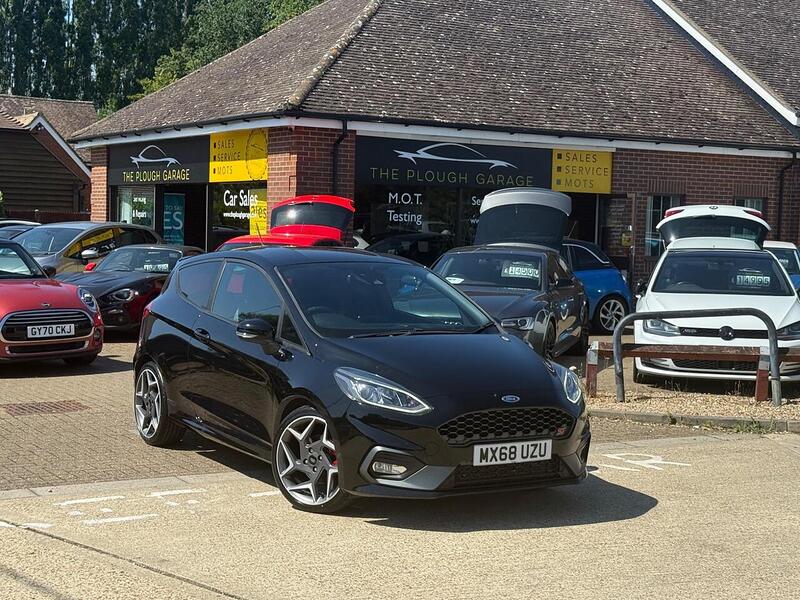Ford Fiesta Fiesta 1.5T EcoBoost ST-3 Euro 6 3dr - U10002931