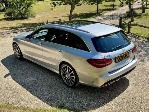 Mercedes-Benz C Class C Class 2.0 C200 AMG Line (Premium Plus) G-Tronic+ Euro 6 (s/s) 5dr - U10002940