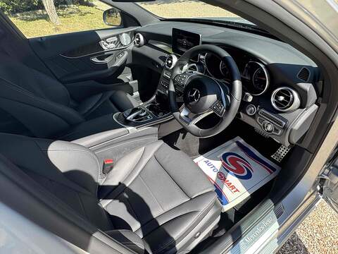 Mercedes-Benz C Class C Class 2.0 C200 AMG Line (Premium Plus) G-Tronic+ Euro 6 (s/s) 5dr - U10002940