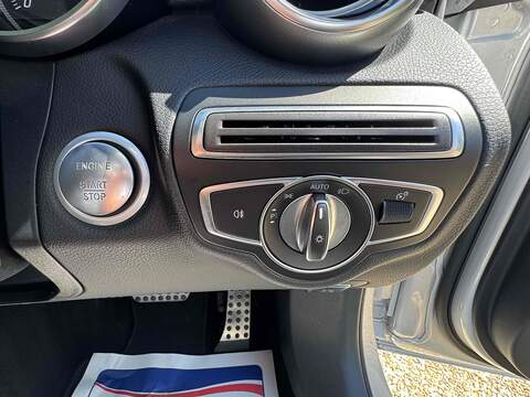 Mercedes-Benz C Class C Class 2.0 C200 AMG Line (Premium Plus) G-Tronic+ Euro 6 (s/s) 5dr - U10002940