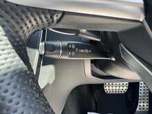 Mercedes-Benz C Class C Class 2.0 C200 AMG Line (Premium Plus) G-Tronic+ Euro 6 (s/s) 5dr 