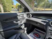 Mercedes-Benz C Class C Class 2.0 C200 AMG Line (Premium Plus) G-Tronic+ Euro 6 (s/s) 5dr 