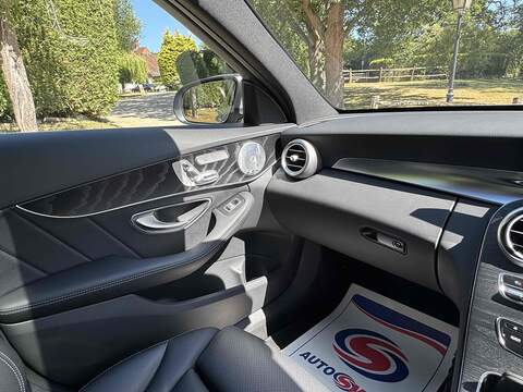 Mercedes-Benz C Class C Class 2.0 C200 AMG Line (Premium Plus) G-Tronic+ Euro 6 (s/s) 5dr - U10002940