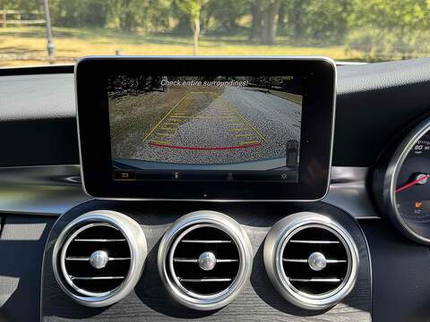 Mercedes-Benz C Class C Class 2.0 C200 AMG Line (Premium Plus) G-Tronic+ Euro 6 (s/s) 5dr - U10002940