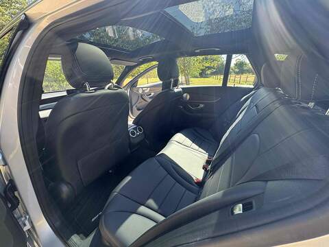 Mercedes-Benz C Class C Class 2.0 C200 AMG Line (Premium Plus) G-Tronic+ Euro 6 (s/s) 5dr - U10002940