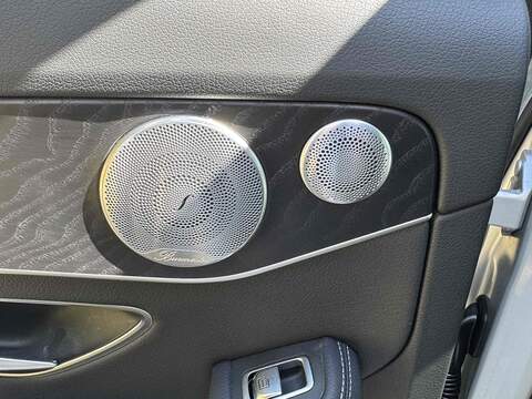 Mercedes-Benz C Class C Class 2.0 C200 AMG Line (Premium Plus) G-Tronic+ Euro 6 (s/s) 5dr - U10002940