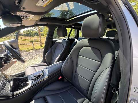Mercedes-Benz C Class C Class 2.0 C200 AMG Line (Premium Plus) G-Tronic+ Euro 6 (s/s) 5dr - U10002940