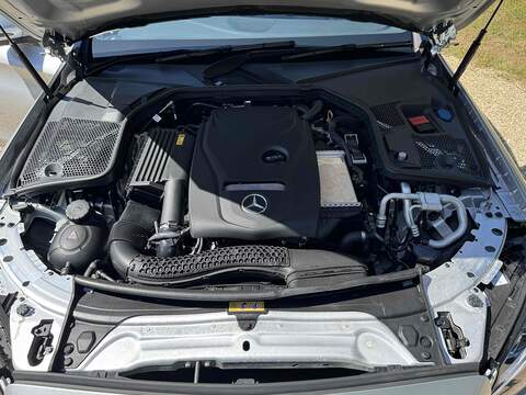 Mercedes-Benz C Class C Class 2.0 C200 AMG Line (Premium Plus) G-Tronic+ Euro 6 (s/s) 5dr - U10002940