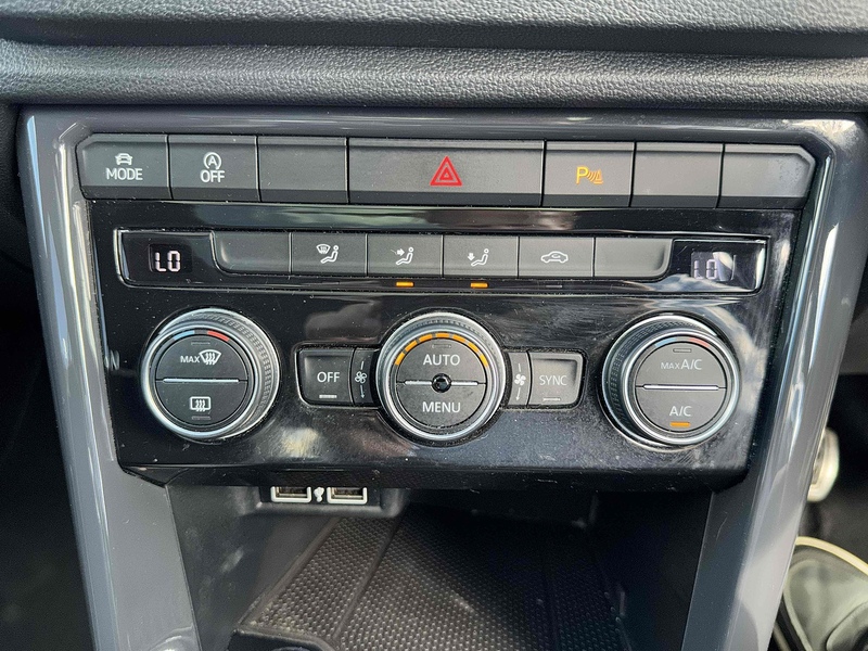 Volkswagen T-Roc 1.5 TSI EVO SEL Euro 6 (s/s) 5dr